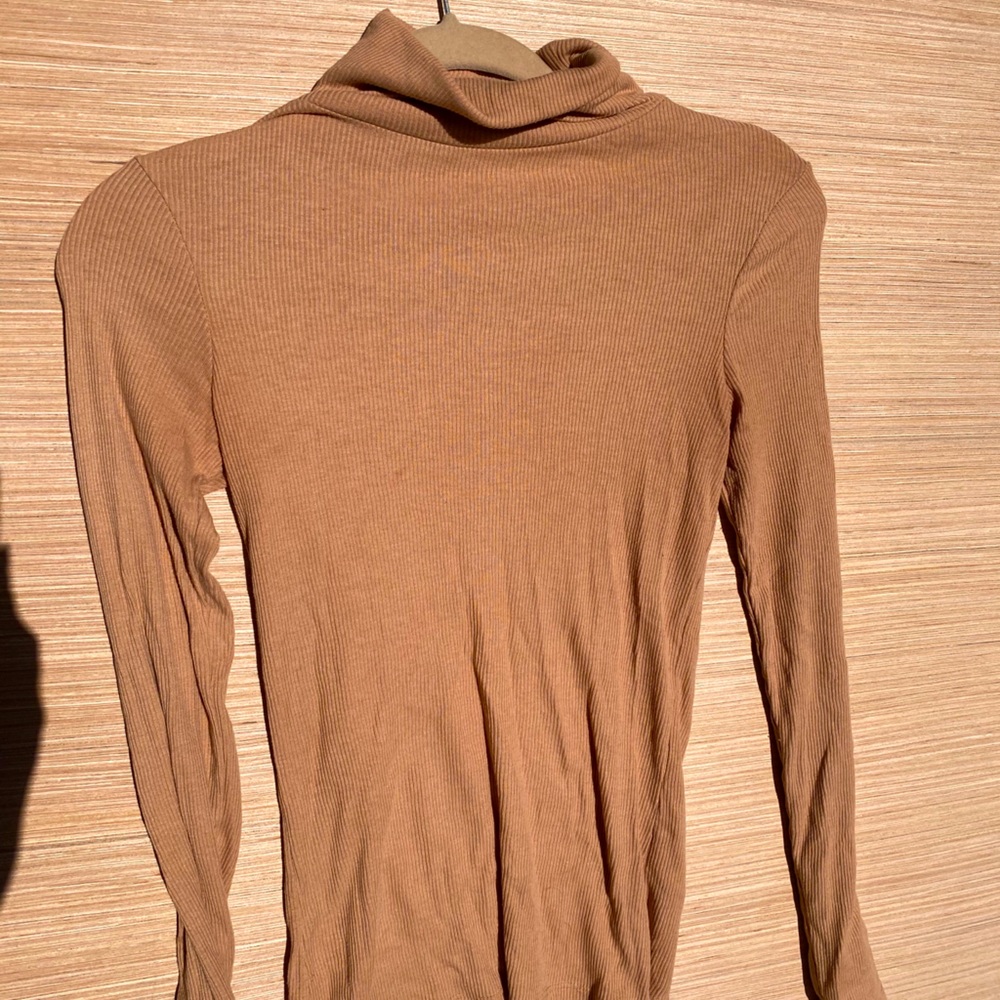 Turtleneck shirt